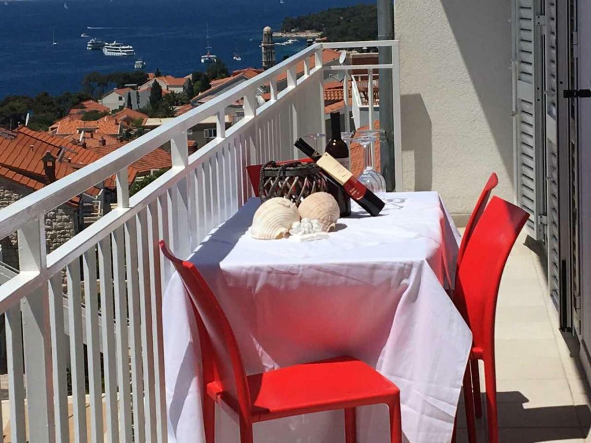 B&B Buzolic Đảo Hvar Ngoại thất bức ảnh