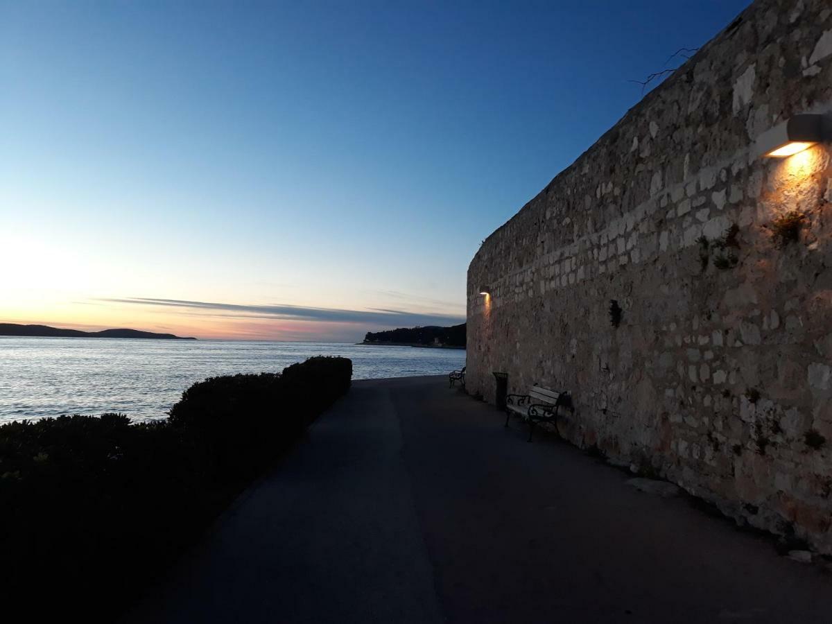B&B Buzolic Đảo Hvar Ngoại thất bức ảnh